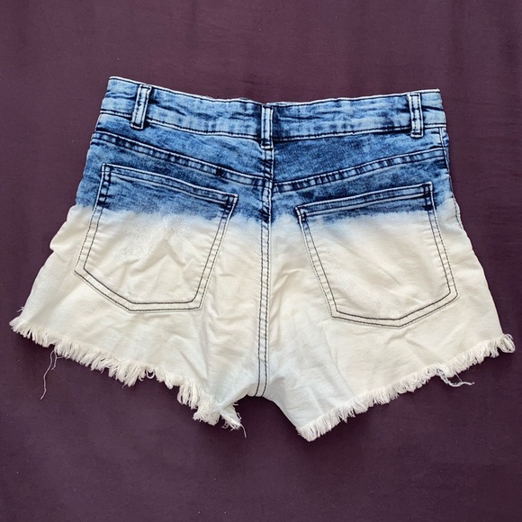 H&M Coachella Ombré Denim Shorts - Picture 5 of 7